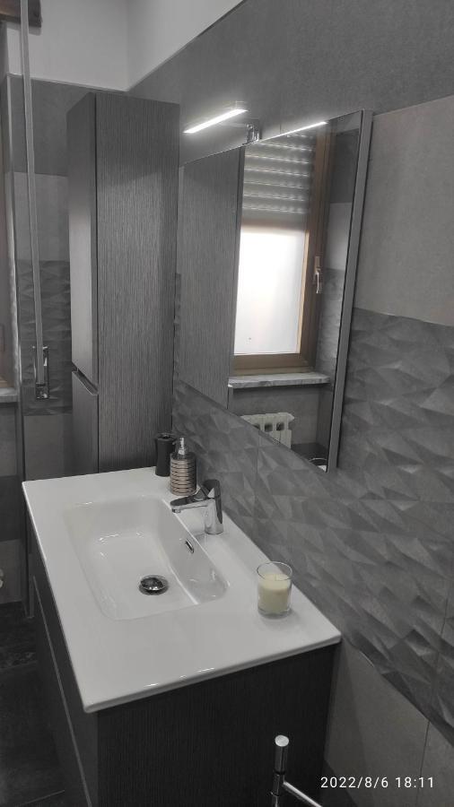 Appartamento in zona residenziale Surdo Esterno foto