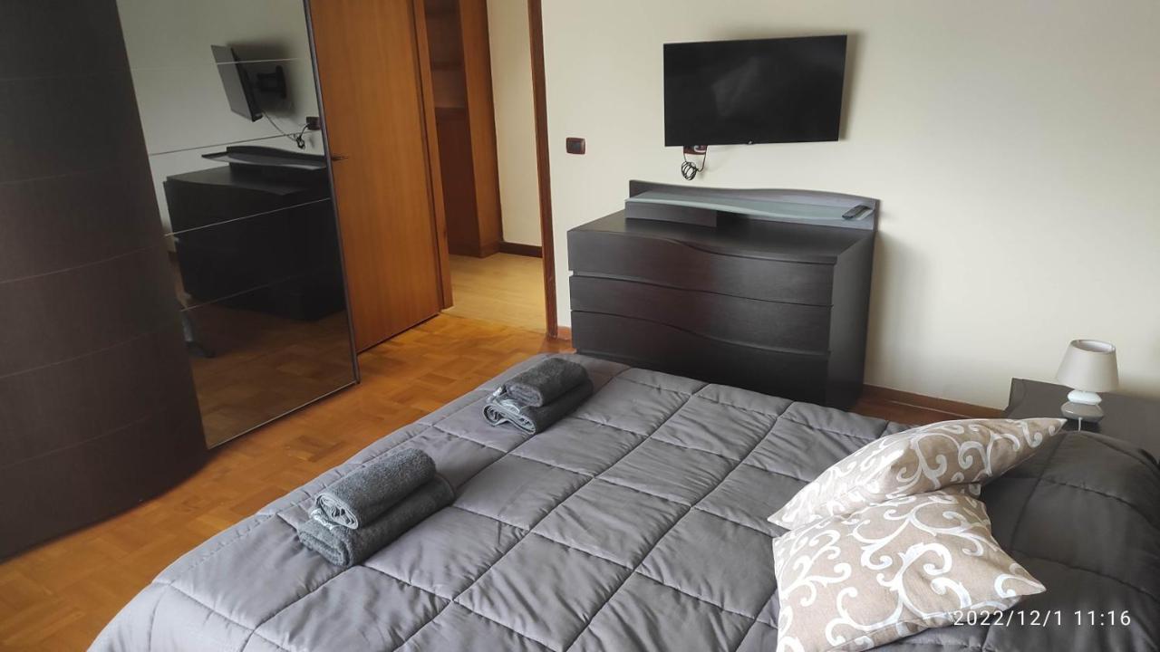 Appartamento in zona residenziale Surdo Esterno foto