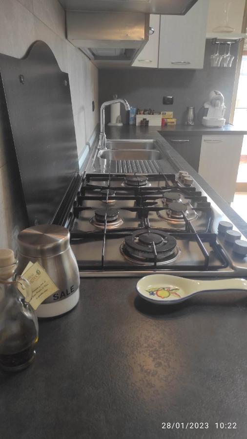 Appartamento in zona residenziale Surdo Esterno foto
